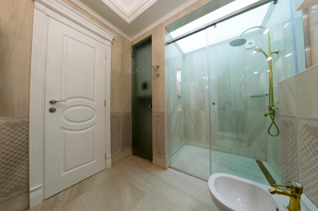 Harmony - Monte Carlo 3*
